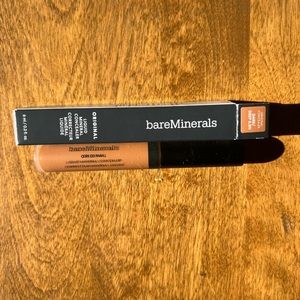 bareMinerals- Liquid mineral concealer